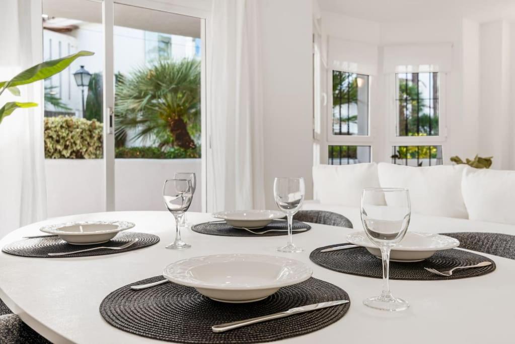 Apartment Magnifico Apto En Puerto Banus * Piscina * Parking