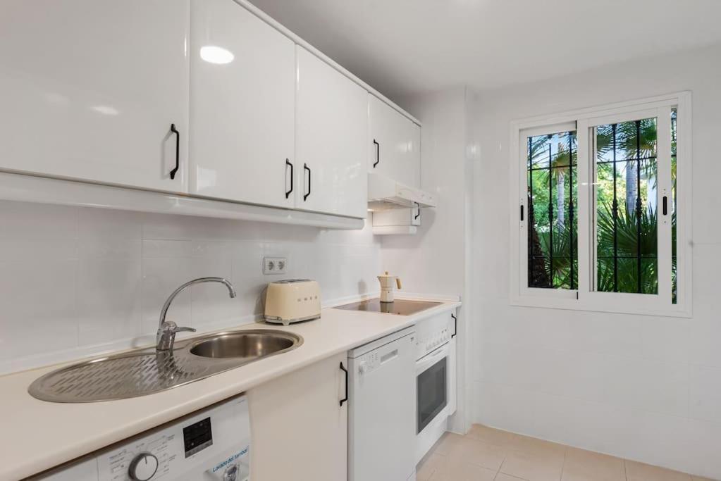 Apartment Magnifico Apto En Puerto Banus * Piscina * Parking